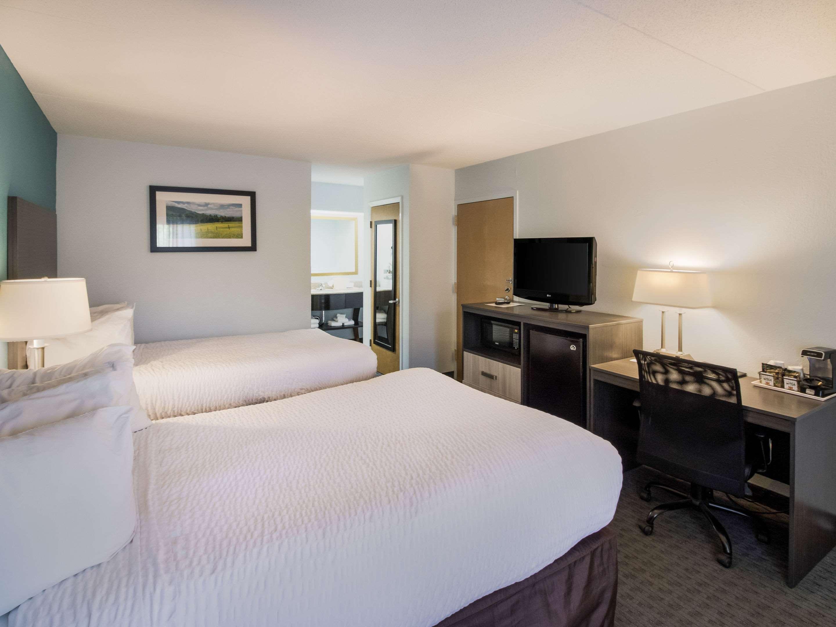 Clarion Inn Cleveland Near University Εξωτερικό φωτογραφία