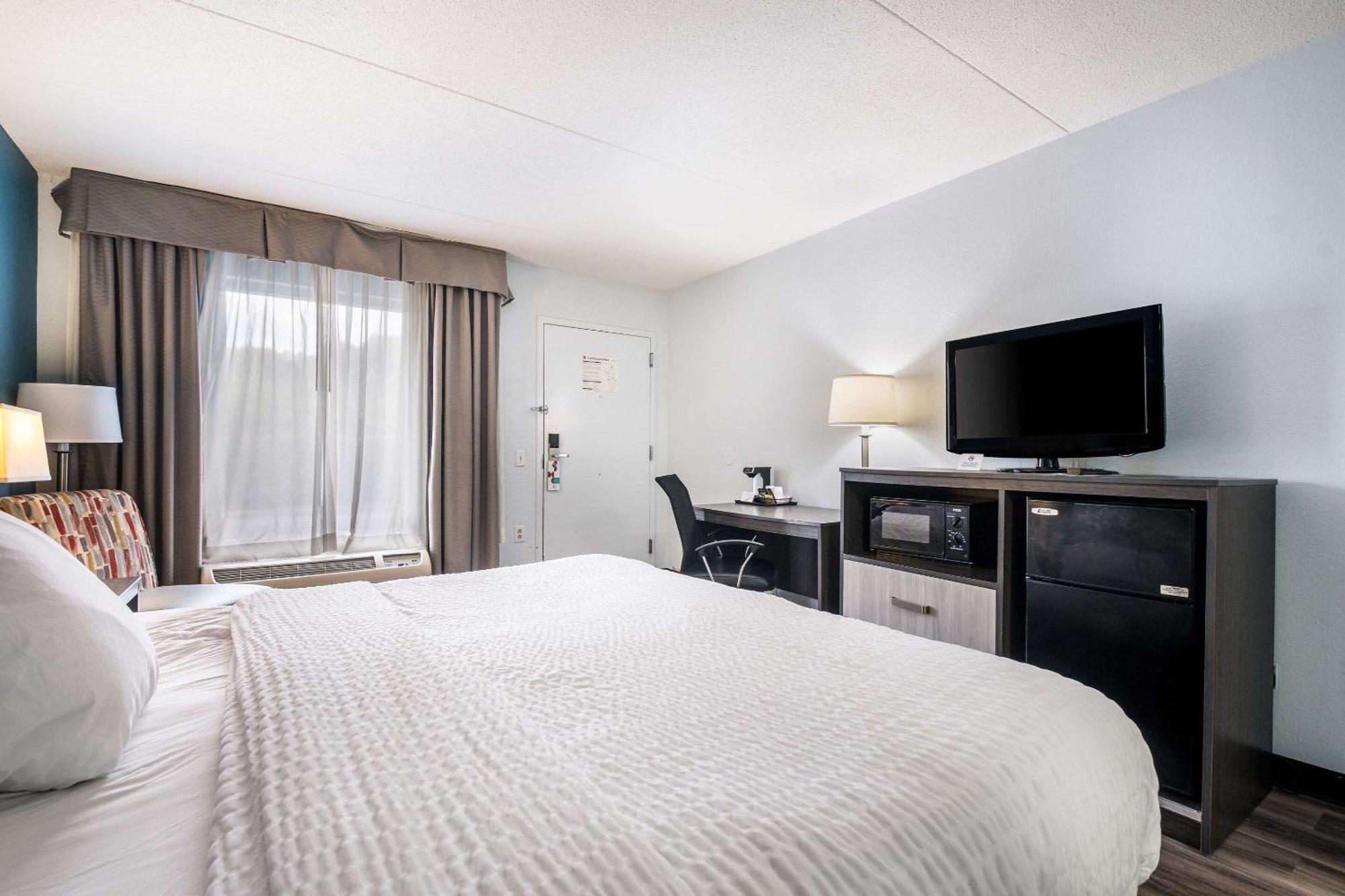 Clarion Inn Cleveland Near University Εξωτερικό φωτογραφία