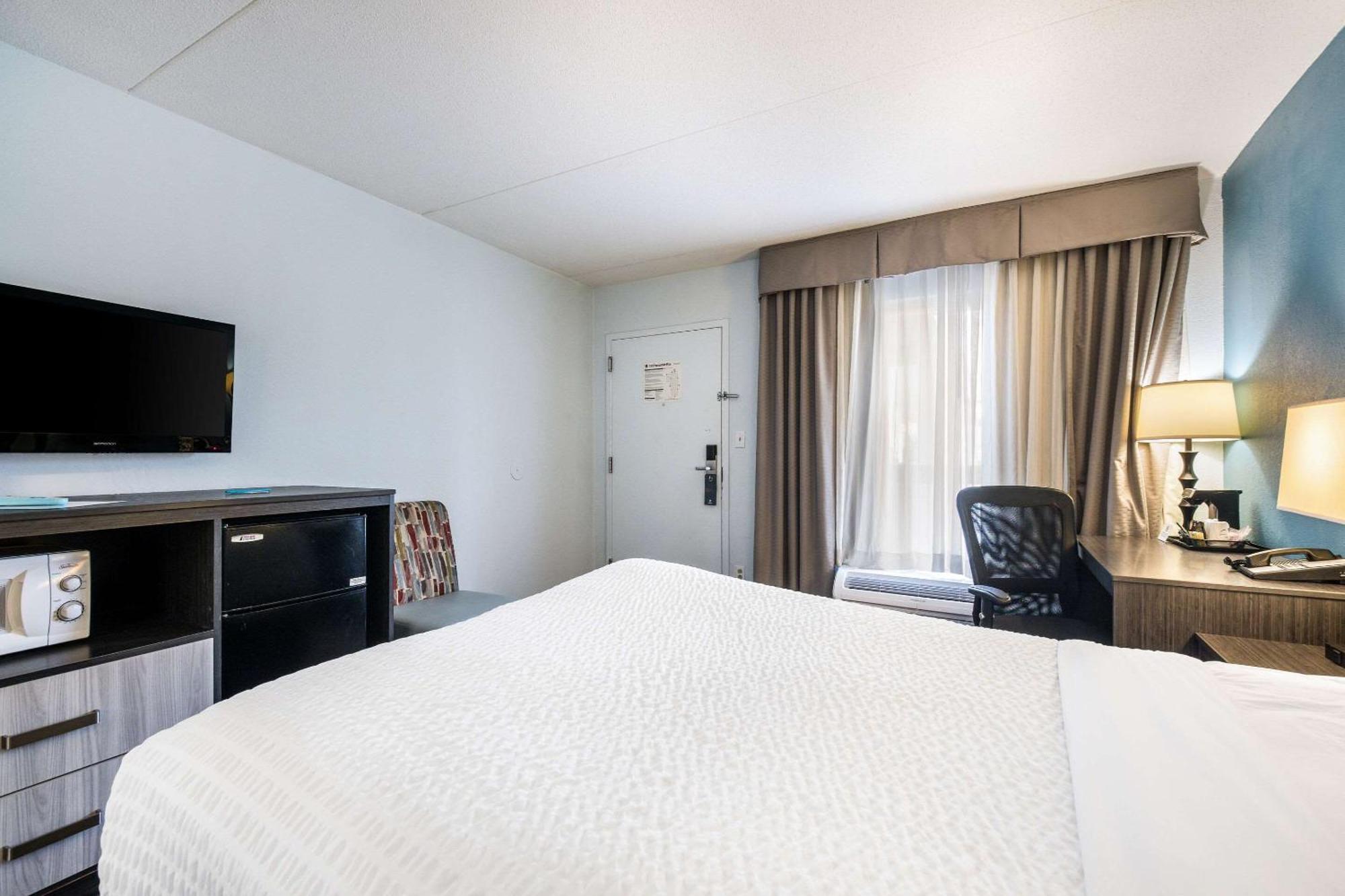 Clarion Inn Cleveland Near University Εξωτερικό φωτογραφία